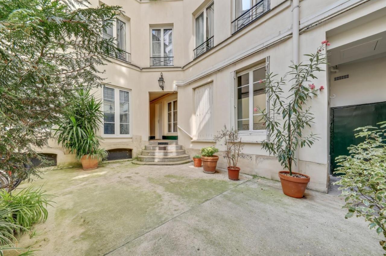 Charming & Cosy Flat In Heart Of Marais, 2Min Walk To Art & Metier Museum Apartamento París Exterior foto